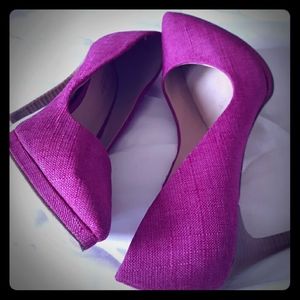 Charles David hot pink shoes. In great condition!